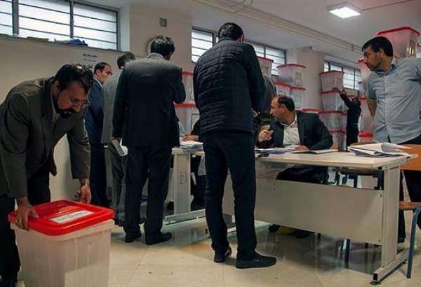 Iranians go to polls in parliamentary elections