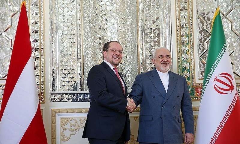ظريف يستقبل وزير خارجية النمسا "الكساندر شالنبيرغ" في طهران