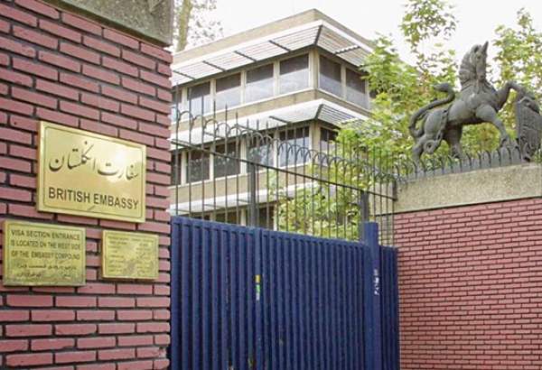 کاهش کارکنان سفارت انگلیس در تهران درپی شیوع کرونا