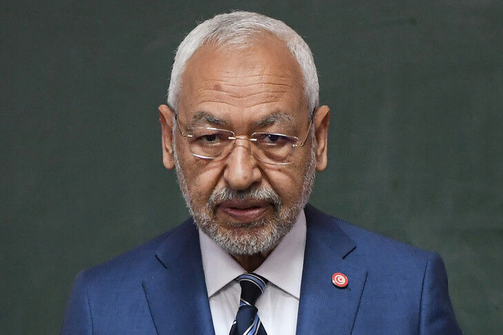 رئيس حزب حركة النهضة في تونس "راشد الغنوشي" يعزي بوفاة "حجة الاسلام السيد هادي خسروشاهي"