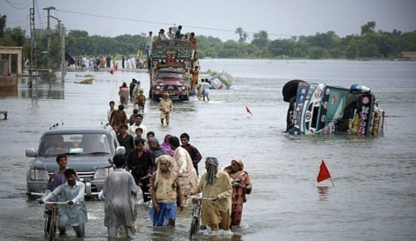 مصرع 17 شخصا و أصيب 35 آخرون بجروح بانهيار منازل بسبب الأمطار الغزيرة في باكستان