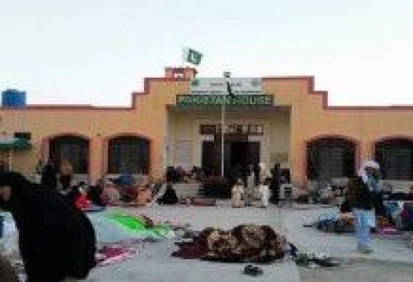 تفتان بارڈر پر پاکستانی زائرین شدید مشکلات کا شکار