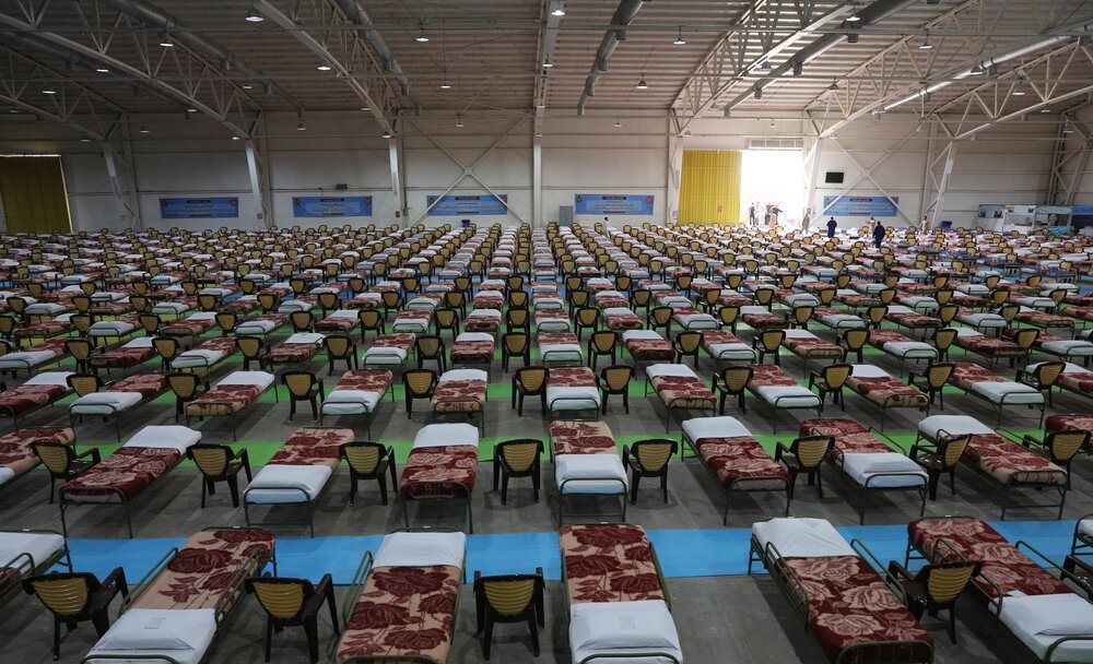 القوة البرية للجيش يفتتح مستشفى تحتوي على 2000 سرير للمكافحة كورونا في طهران  