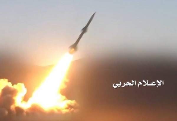 اهداف استراتژیک ریاض با موشک‌های یمنی هدف قرار گرفت