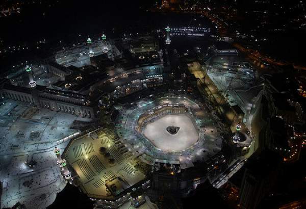 Saudi Arabia imposes 24-hour curfew in Mecca and Medina