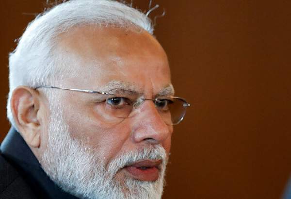 PM Modi, lawmakers agree 30 pct salary cut as India deals with coronavirus