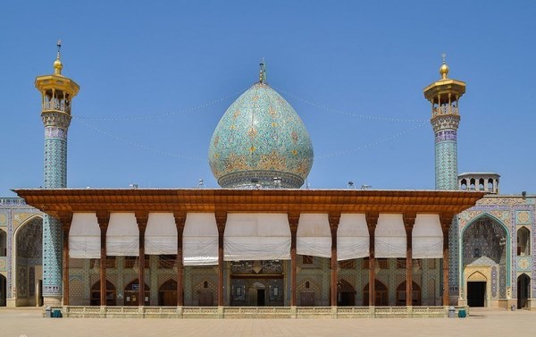 National Day of Shiraz, Iran’s city of love, literature, history (photo)  