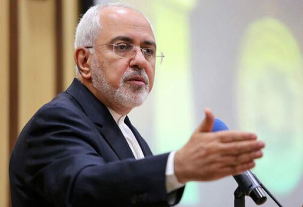 ظریف هرگونه مذاکره‌ با آمریکا را رد کرد
