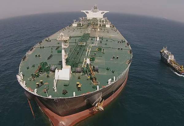 چهارمین نفتکش حامل بنزین ایران از باب‌المندب عبور کرد