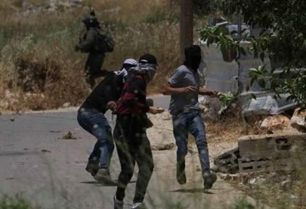 چند زخمی در حمله صهیونیست ها به فلسطینیان کرانه باختری