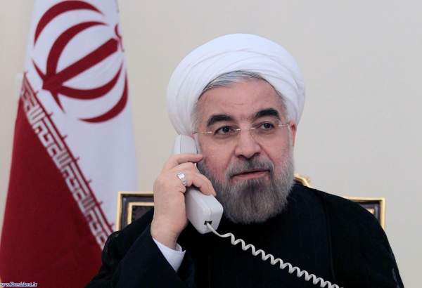 روحانی: توسعه و تکمیل دولت الکترونیک و فضای مجازی برای مردم حائز اهمیت است