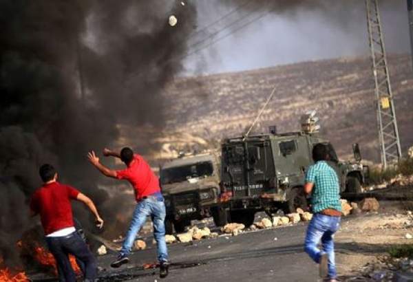イスラエル軍が西岸衝突につながるパレスチナの若者を殺害