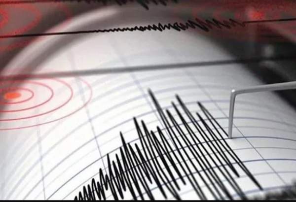 زلزله ۷.۱ ریشتری شرق اندونزی را لرزاند