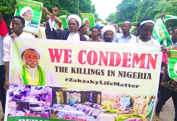 هواداران «شیخ زکزاکی» در نیجریه تظاهرات کردند+تصاویر