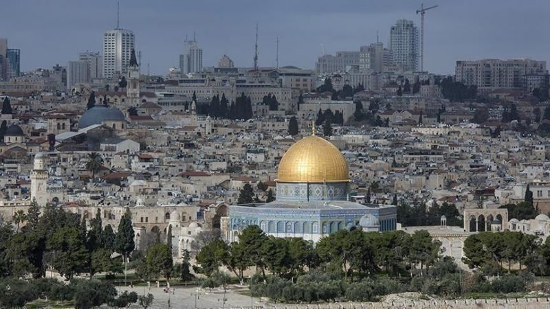 للسيطرة الممنهجة على قدسية مدينة القدس، وتدمير أقدس الأماكن لمسيحي العالم وقِبلة حجهم