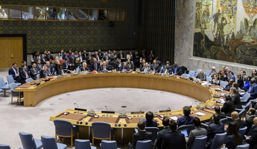 مجلس الأمن الدولي يوافق على قرار بإرسال مساعدات إلى سوريا عبر معبر تركي واحد