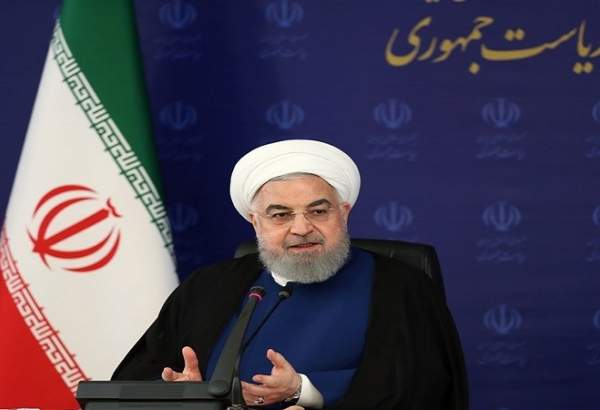 Iranian president vows to support manufacturers, exporters