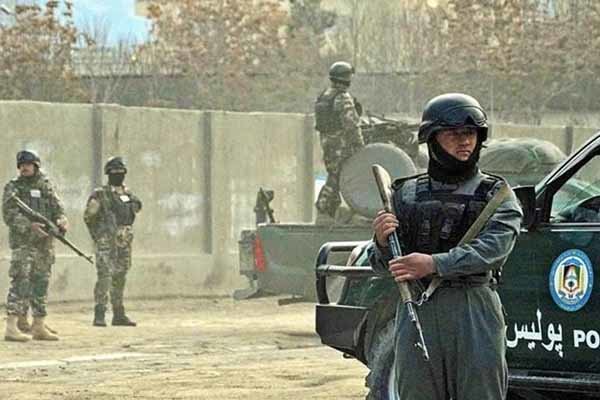 کشته شدن ۱۳ نیروی امنیتی افغان در درگیری با طالبان