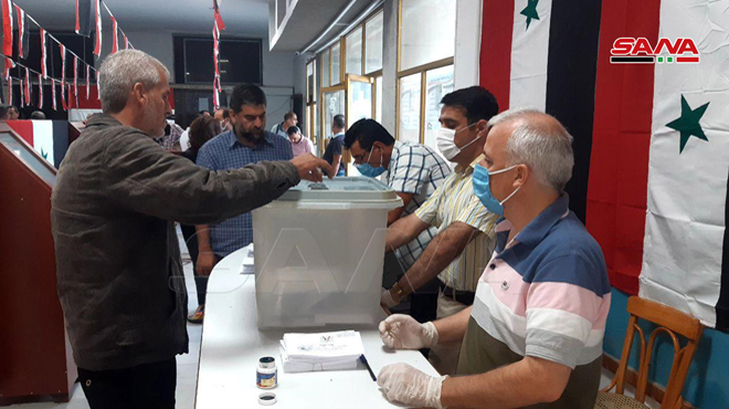 فتح صناديق الاقتراع أمام الناخبين لانتخاب أعضاء مجلس الشعب للدور التشريعي الثالث