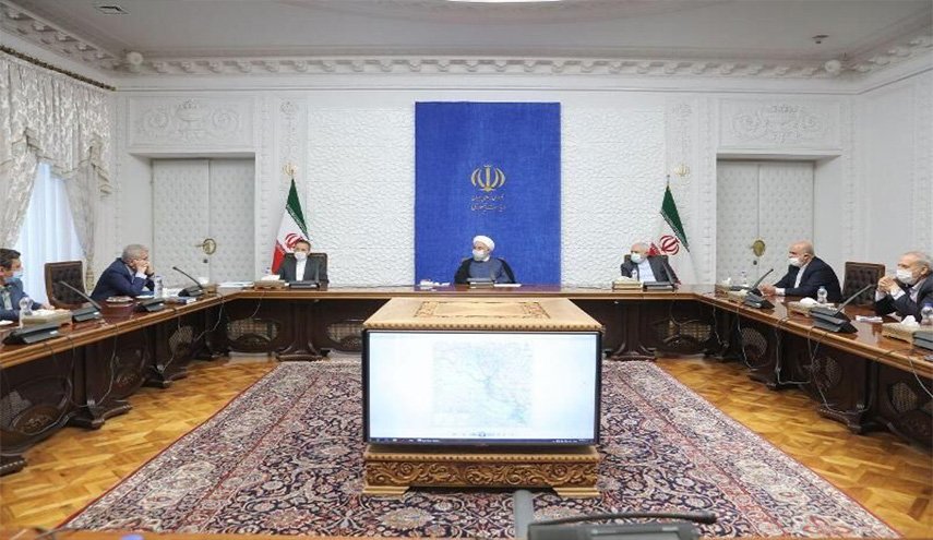 روحاني يؤكد على  أهمية تفعيل اللجان الاقتصادية المشتركة مع الدول المجاورة