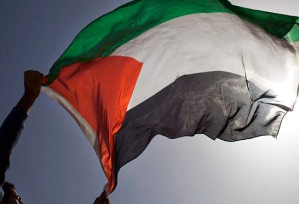 پرچم حمایت از قدس برفراز مساجد تهران به اهتزاز درمی آید