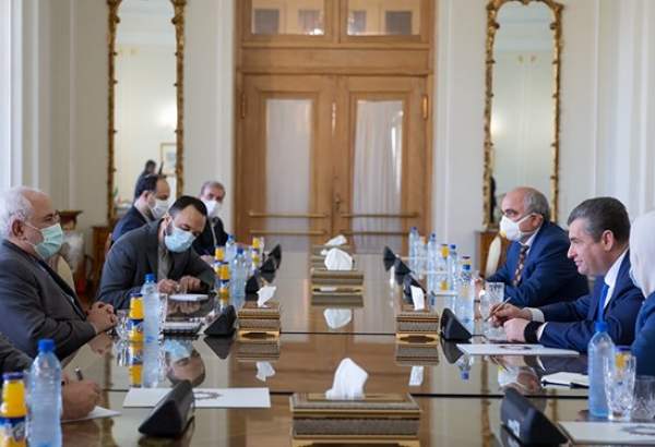 تأکید ظریف بر گسترش همکاری ایران و روسیه در دیدار با  رئیس کمیته روابط خارجی دوما