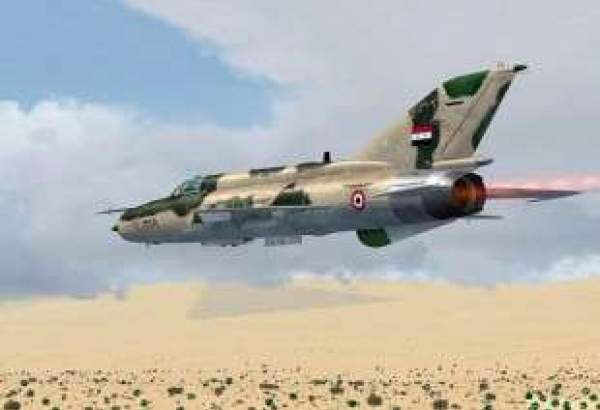 شامی فوج کا جبھۃ النصرہ کے فوجی ساز و سامان کےگودام پر بمباری،