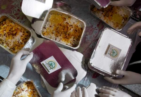 توزیع 220 هزار پرس غذای متبرک در مناطق کم برخوردار شهر مشهد