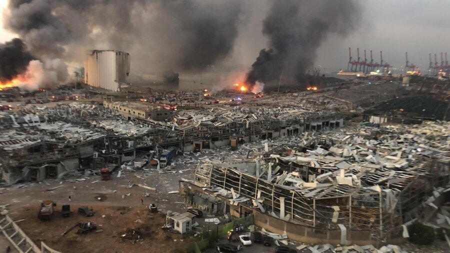 انفجار ضخم يهز بيروت ويخلف كارثة كبيرة  