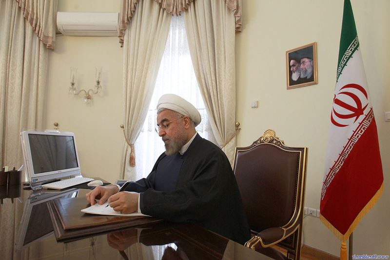 روحاني يعرب عن عميق حزنه لحادث الانفجار المؤلم في مرفأ بيروت