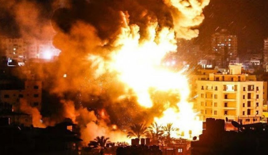 قصف جوي ومدفعي إسرائيلي فجر اليوم الجمعة على مواقع في قطاع غزة