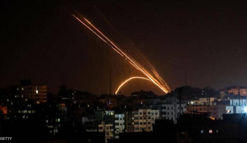 طائرات الإحتلال تواصل قصف غزة فجر الثلاثاء