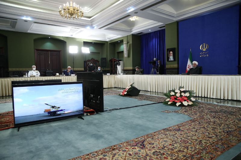 الرئيس روحاني : نطمئن جيراننا بان القوة الدفاعية الايرانية ستستخدم لمصلحة الاصدقاء وليس ضدهم