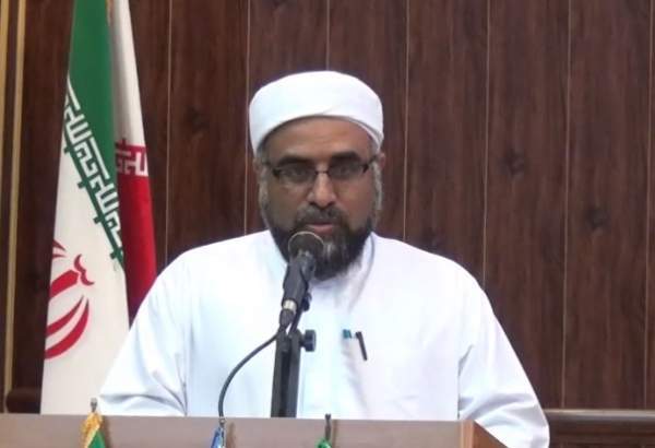 "Imam Hussein(AS) saved honor of Islam", Sunni scholar