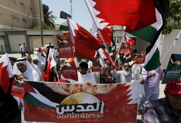تظاهرات مردم بحرین در مخالفت با عادی سازی رژیم آل خلیفه با رژیم صهیونیستی+فیلم