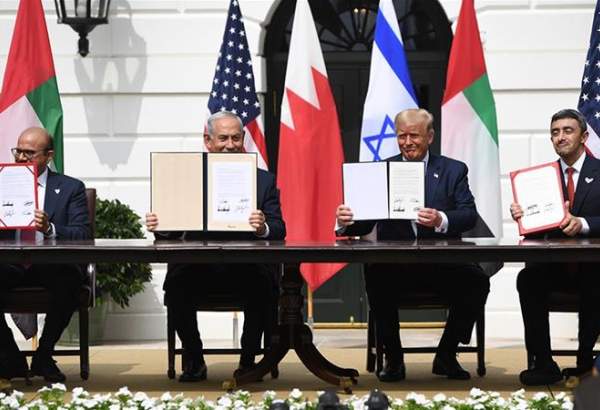 Israël, les EAU et Bahreïn signent des accords de normalisation négociés par les États-Unis