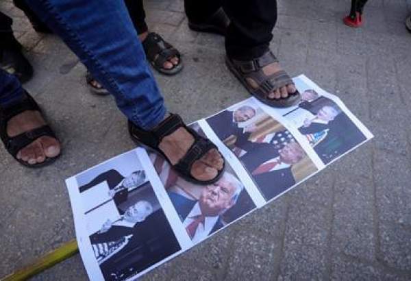 تظاهرکنندگان لبنانی عادی‌سازی روابط با رژیم صهیونیستی را محکوم کردند