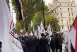 Les manifestants à Londres condamnent l