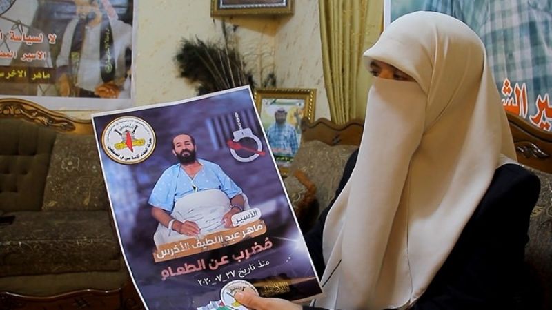الاحتلال ينقل الأسير الفلسطيني ماهر الأخرس المضرب عن الطعام،  من مستشفى الىسجن الرملة