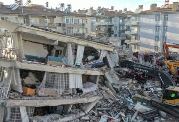 ازمیر میں ہولناک زلزلے کے بعد سے 100 سے زائد آفٹر شاکس