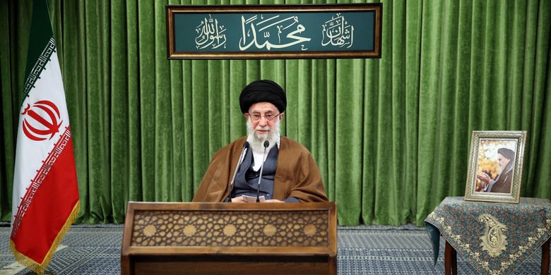 Supreme Leader speaks on birth anniversary of Prophet Mohammad (photo)  