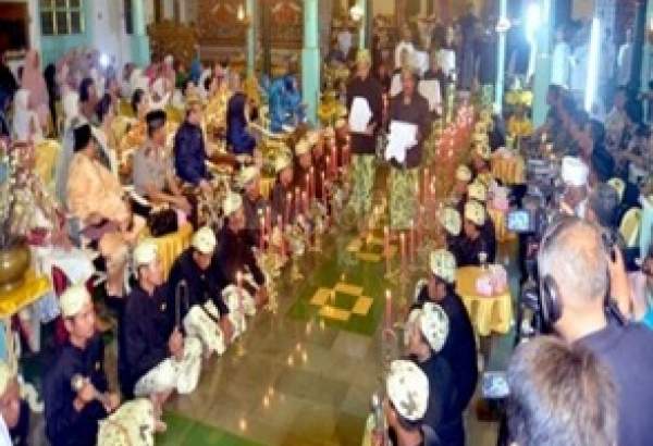 سنت های مختلف بزرگداشت میلاد حضرت محمد (ص) در اندونزی