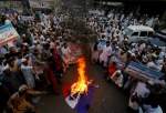 وعده پاکستان به معترضان هتک حرمت پیامبر‌(ص) برای اخراج سفیر فرانسه