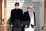 Le Premier ministre pakistanais Khan débarque à Kaboul pour sa première visite