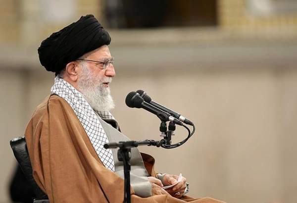 Leader: Les ennemis cherchent à démanteler le Bassij en Iran