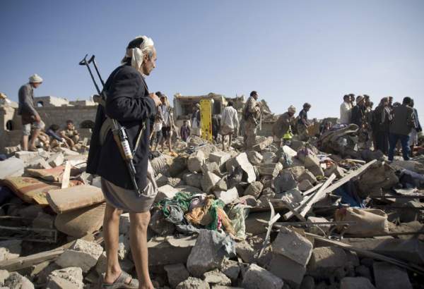 امریکی اور برطانوی فوجی یمن کے ایک ایئر پورٹ میں تعینات