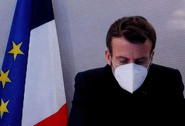 فرانس کے صدر ایمانوئل میکرون عالمی وبا کورونا وائرس میں مبتلا ہوگئے۔
