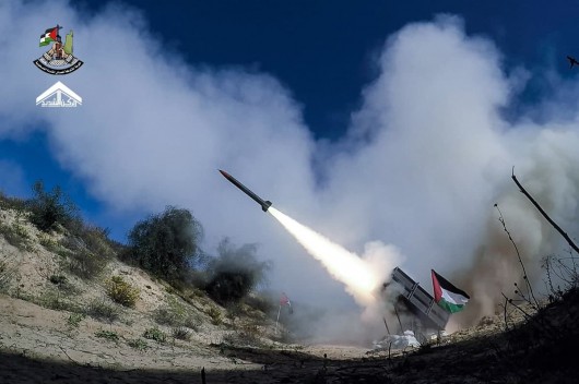 المقاومة الفلسطينية تنفذ أكبر مناورة عسكرية في غزة  