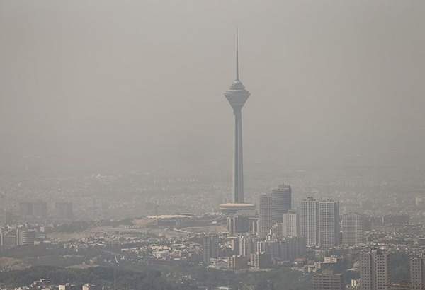 هوای پایتخت برای همه گروه‌های جامعه آلوده است