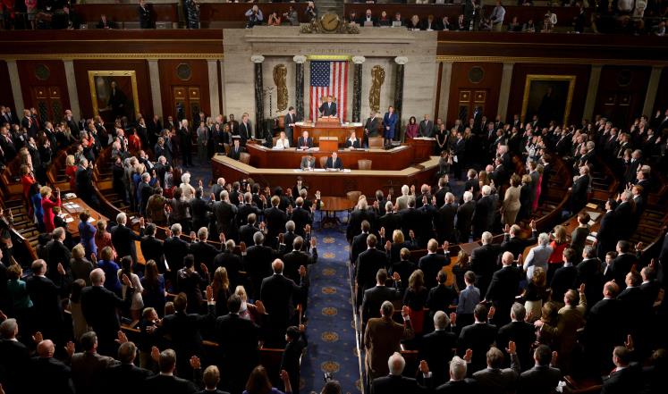 مجلس النواب الأمريكي يصوت على قرار يدعو بينس لتفعيل المادة 25 لعزل ترامب
